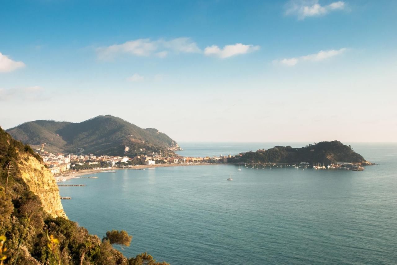 113 - Casa Le Terrazze In Centro 100 Metri Mare Spiaggia, Box Auto Gratis Sestri Levante Esterno foto